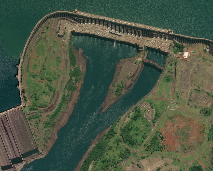 Monitoramento InSAR: Precisão milimétrica na detecção de deformações superficiais 3 Energia – Foz do Iguaçú/PR
